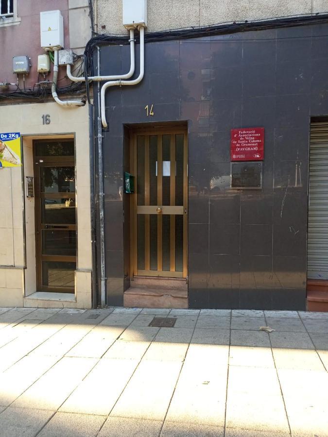 Apto Barcelona C R Διαμέρισμα Santa Coloma de Gramanet Εξωτερικό φωτογραφία